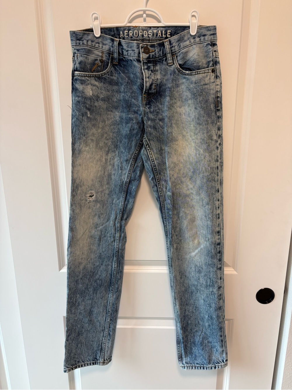 Aeropostale Men's Washed Blue Slim Straight Jeans